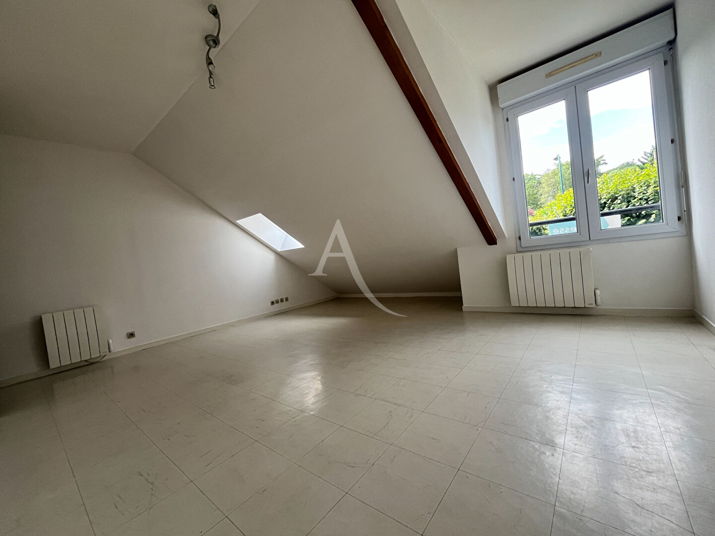 Photo Studio- DOURDAN image 1/4