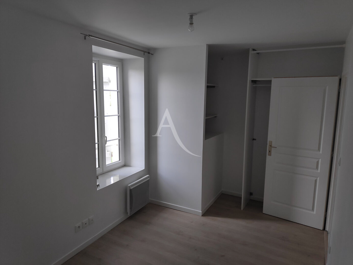 Photo Appartement Dourdan 3 pièce(s) 50 m2 image 5/6