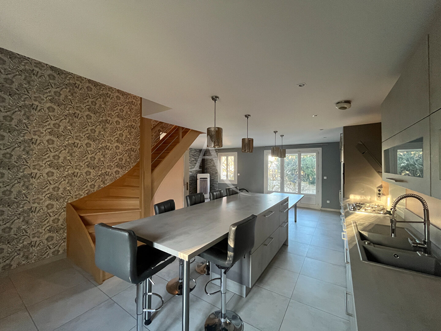 Photo Maison 7 pièce(s) 144 m2 image 5/6