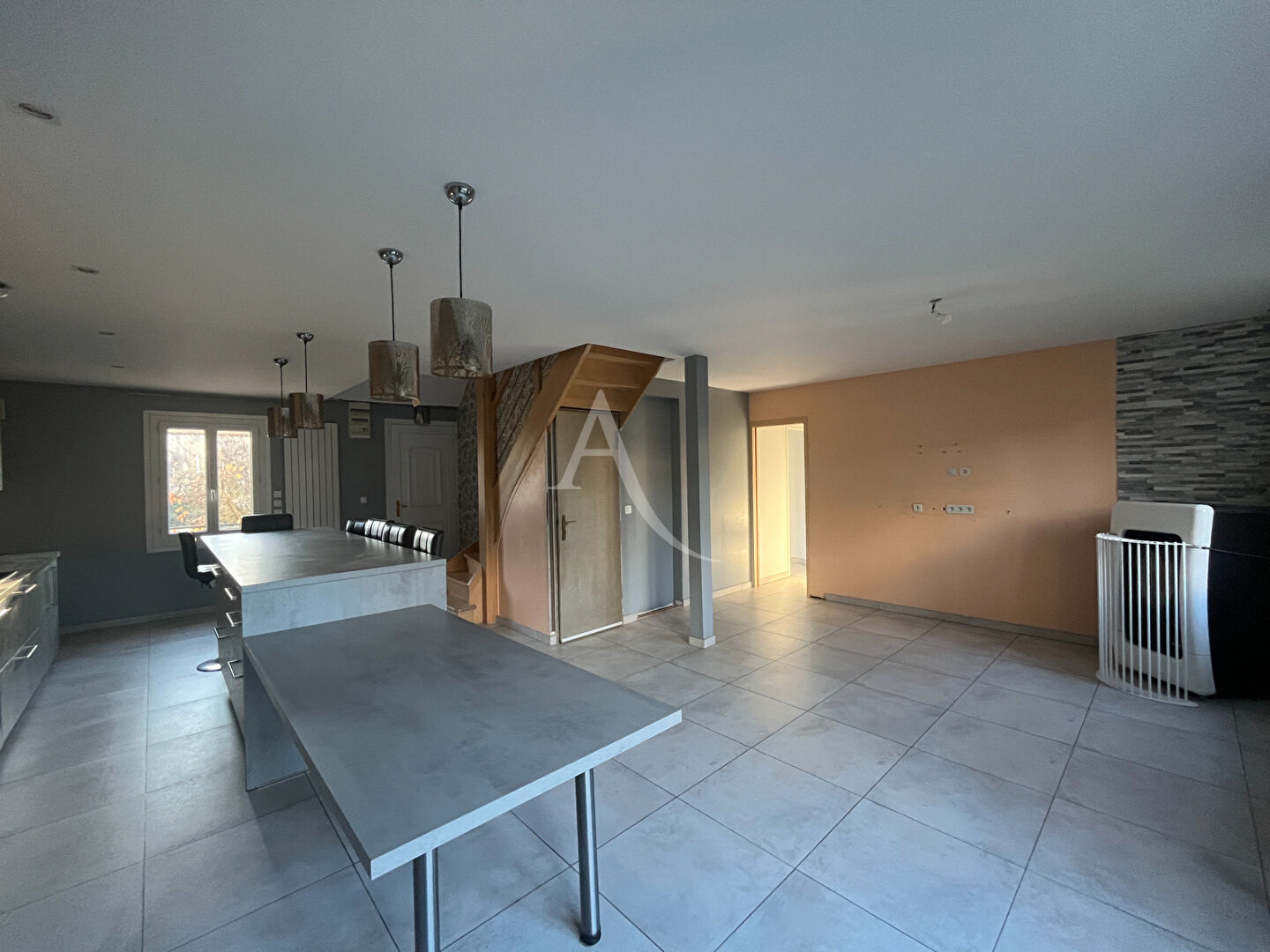 Photo Maison 7 pièce(s) 144 m2 image 6/6