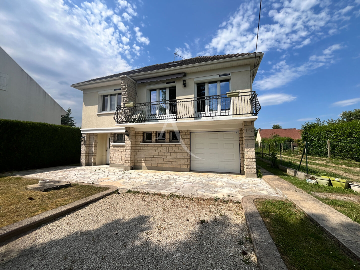 Agence immobilière de L'Adresse Agence du Donjon Dourdan - Agence du Donjon Dourdan