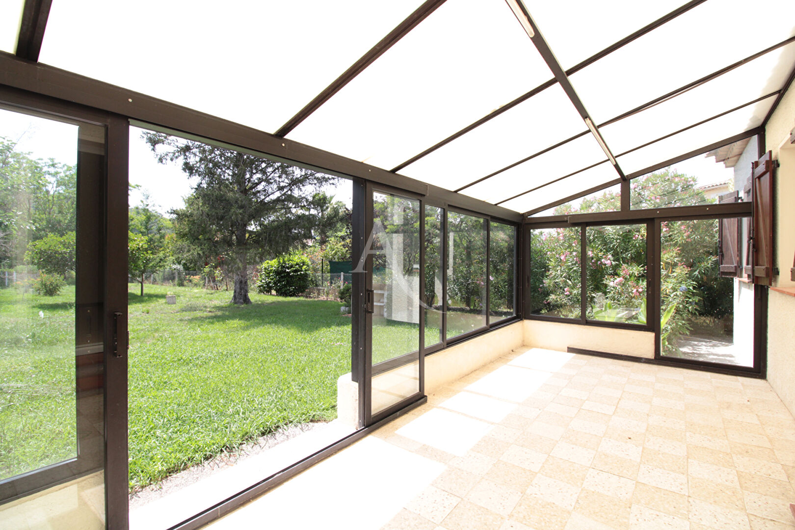 Photo PIERREFEU-DU-VAR : Maison T3 plain-pied  sur terrain plat de 2.299 m² en partie constructible image 6/6