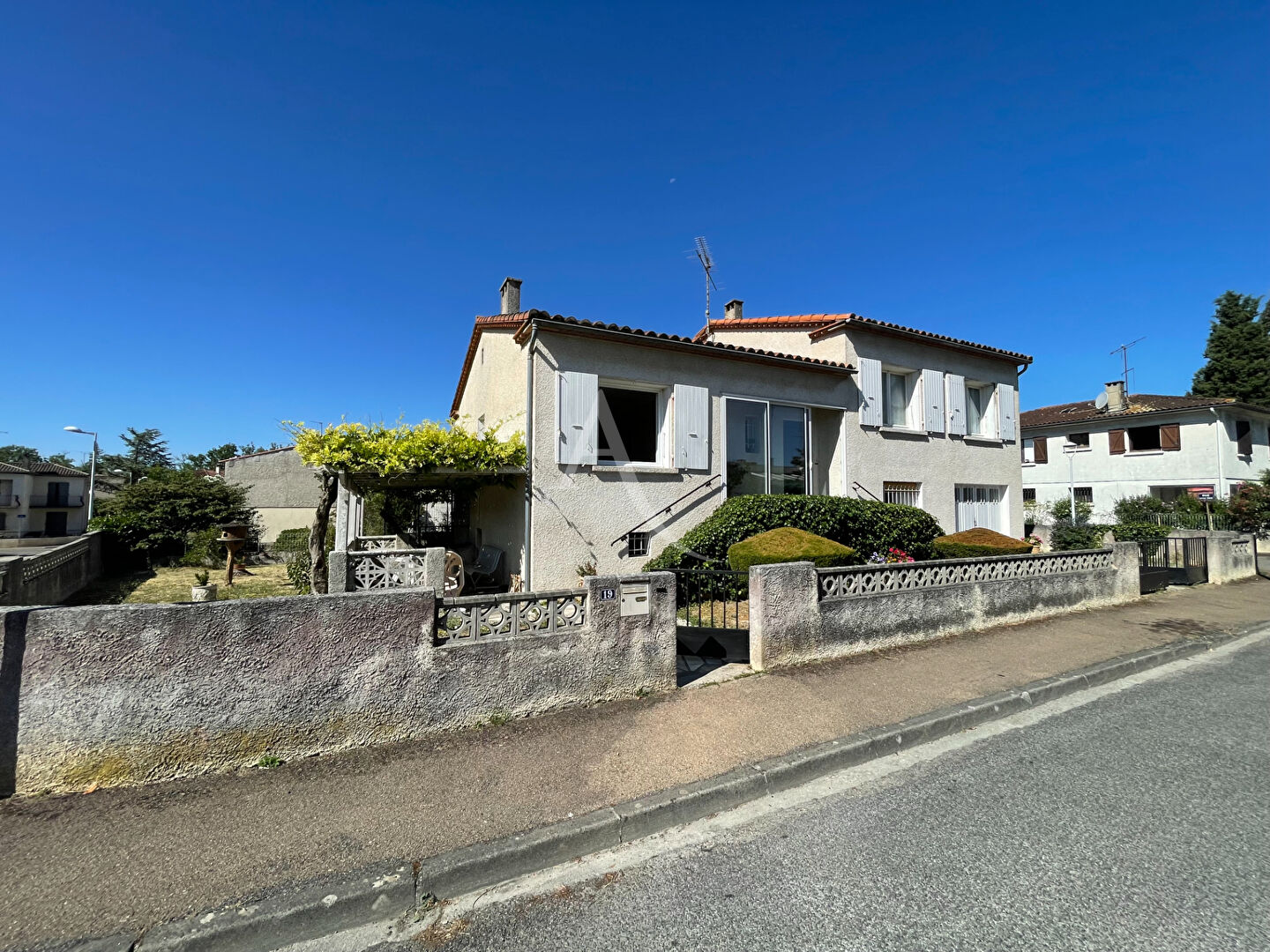 Agence immobilière de L'Adresse SIGNATURE EN LAURAGAIS - SIGNATURE EN LAURAGAIS