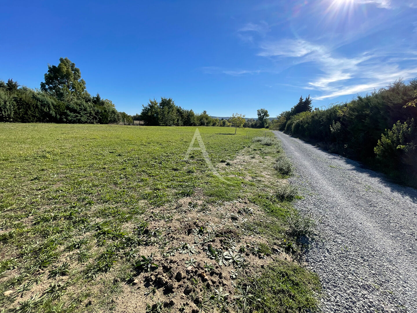 Terrain  a bâtir 692 m2