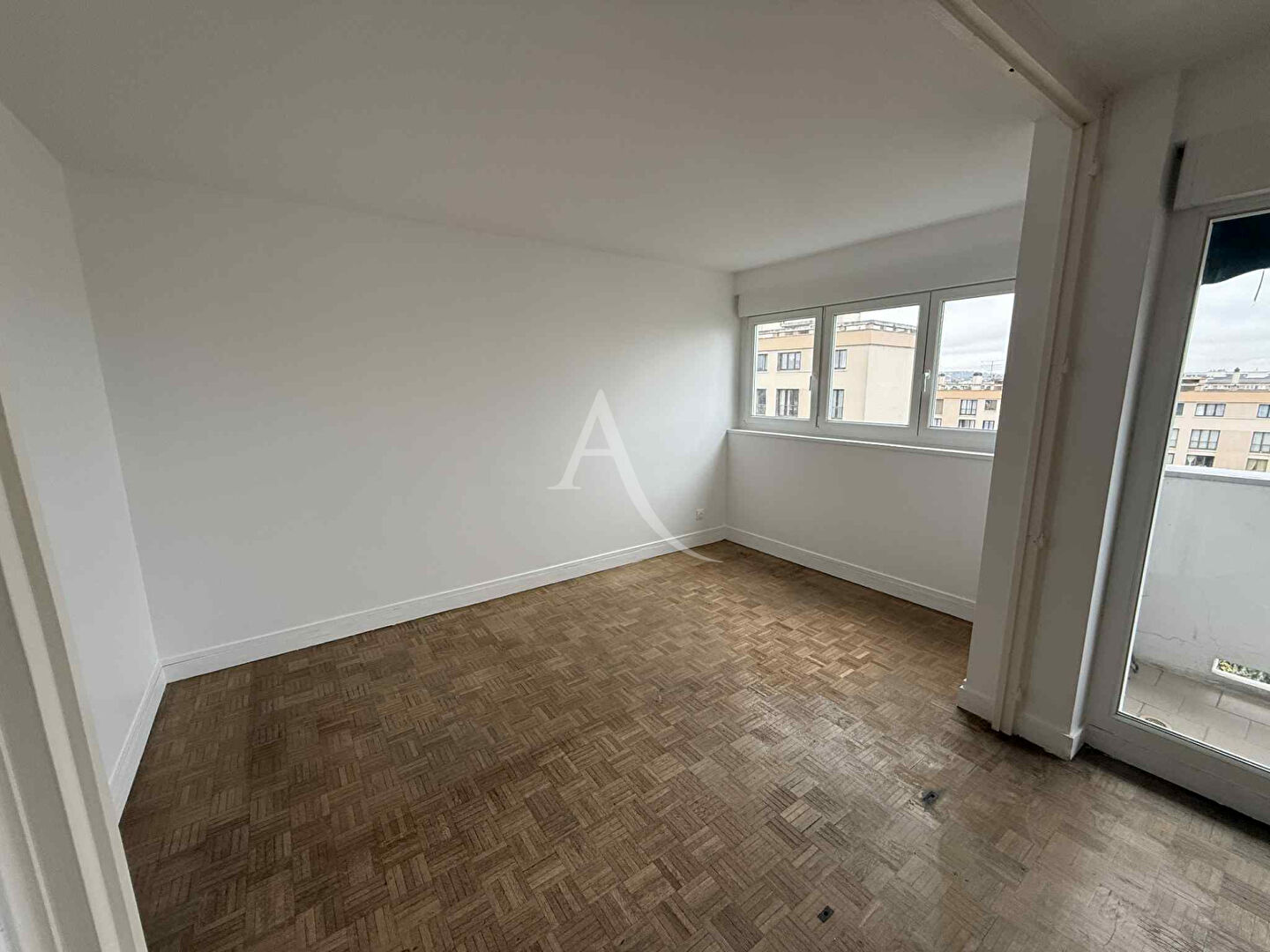 Photo Appartement Chatillon 5 pièce(s) 102.37 m2 image 4/6