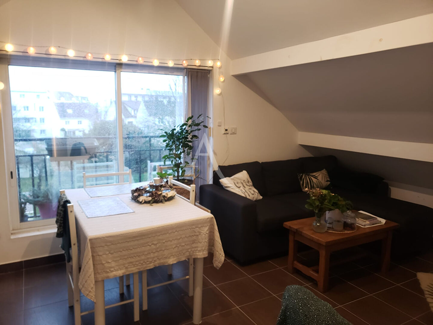 Photo DEUX PIECES MEUBLE de 31.58 m2 image 2/6