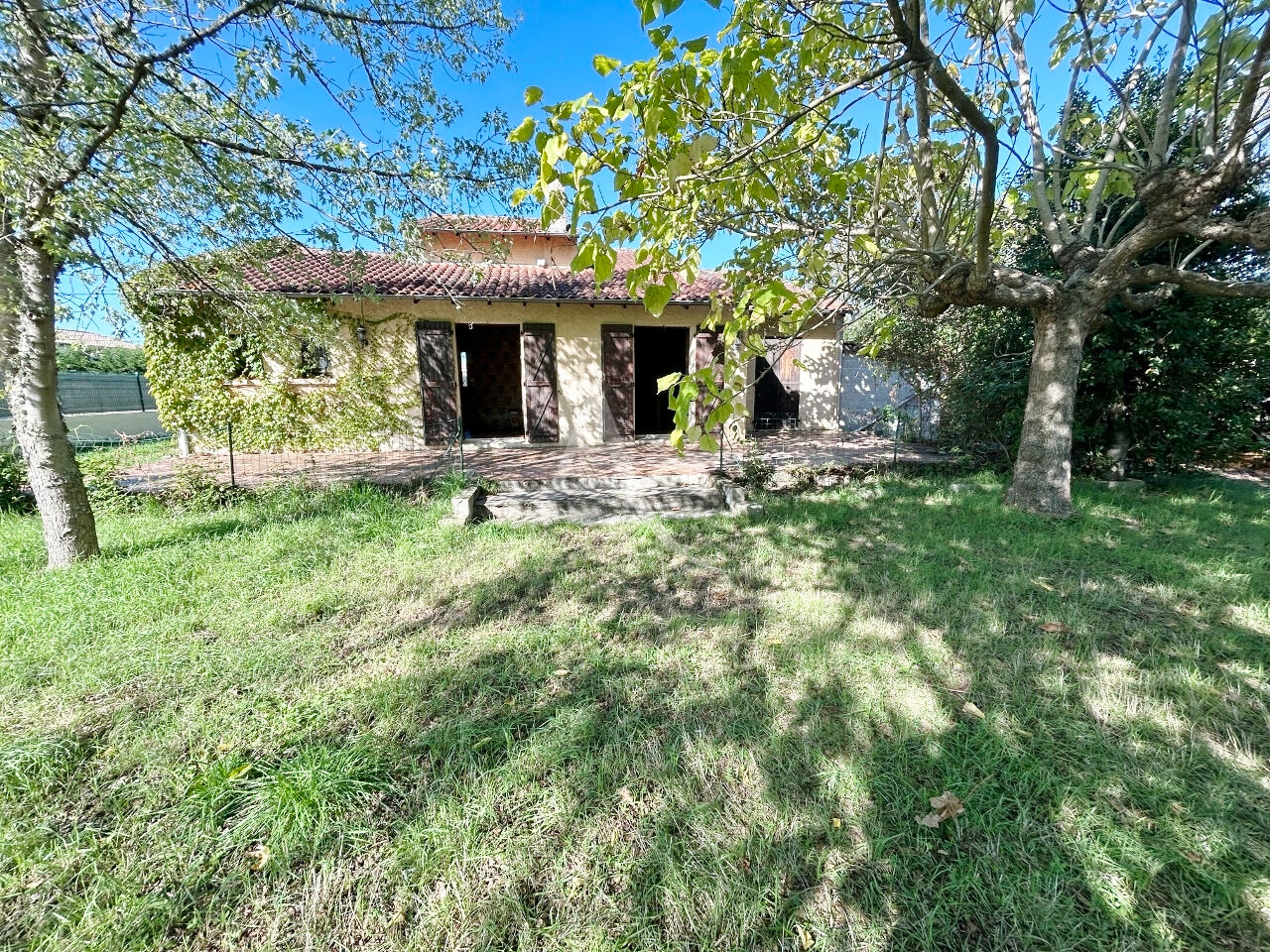 Photo Maison Daux 5 pièce(s) 100 m2 sur 1500 m² de terrain constructible. image 2/6