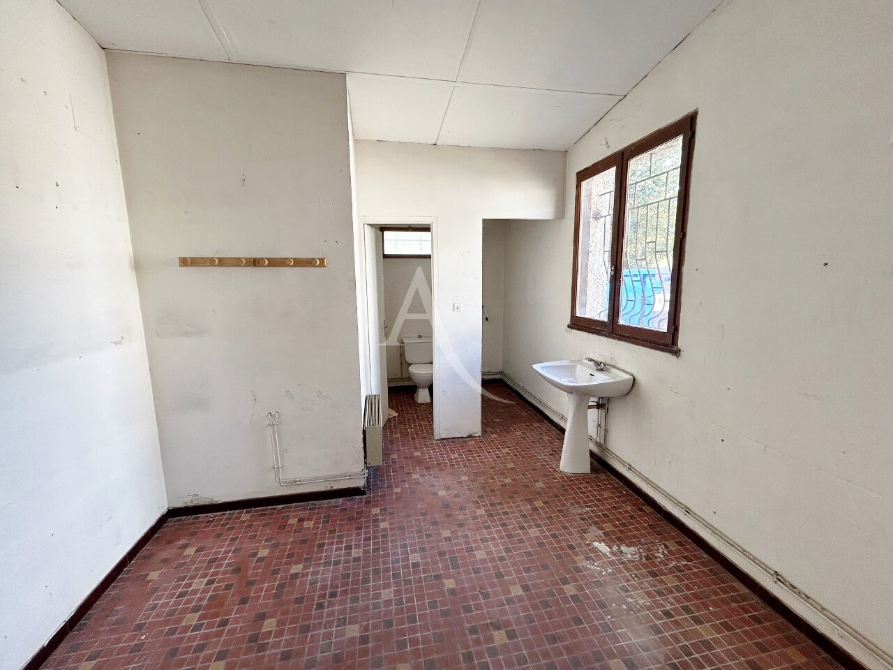 Photo Local commercial Lespinasse, 533 m² sur 3806 m² de terrain image 4/4