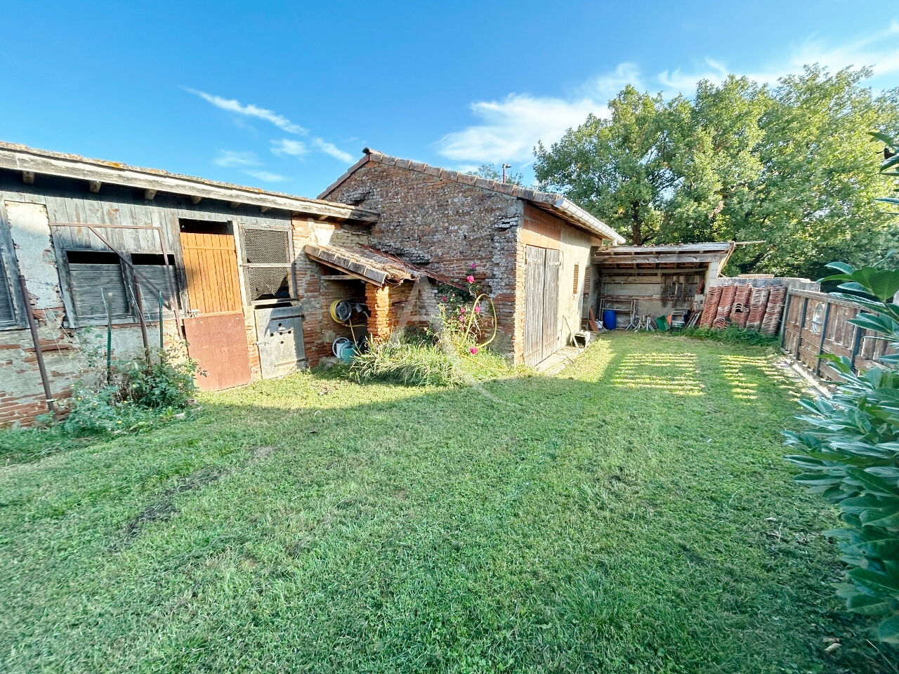 Photo Maison 7 pièce(s) 170 m2 sur 792 m², de terrain à fort potentiel image 2/6