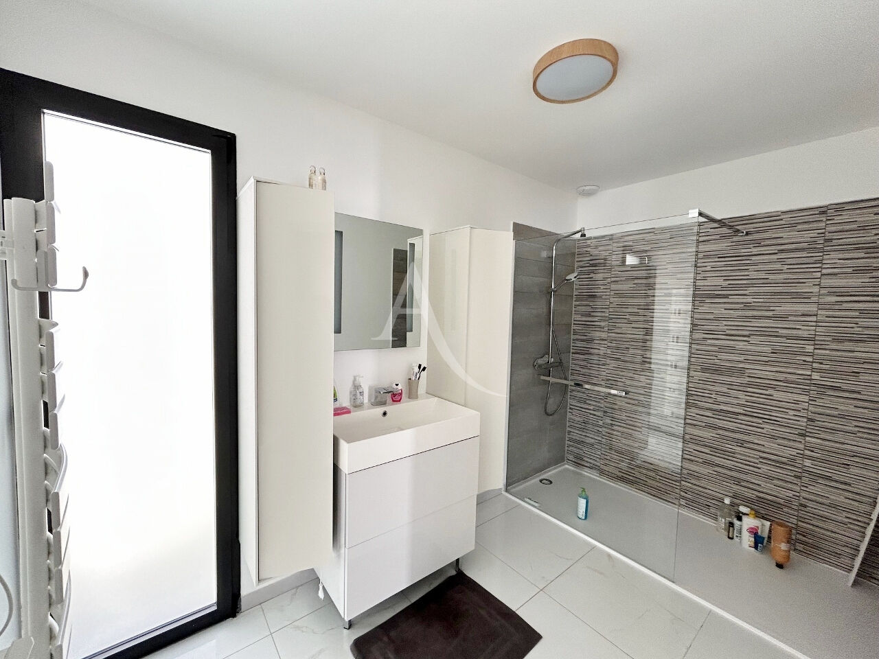 Photo Maison 5 pièces de 2019 avec piscine et garage image 5/6