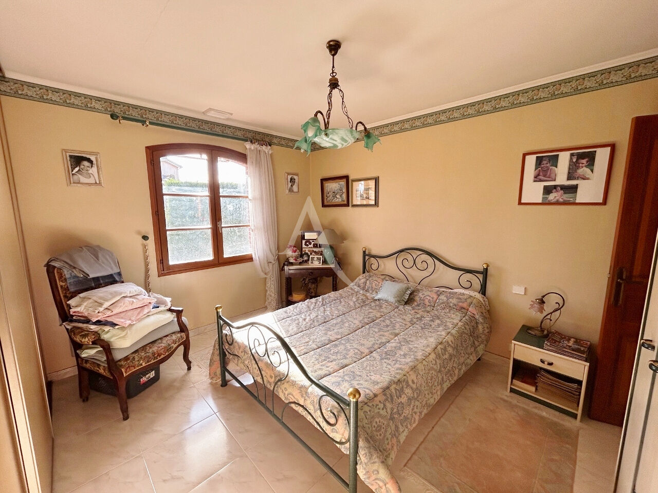 Photo Maison  4 pièce(s) 110 m2 de plain pied sur 1326 m² de terrain image 6/6