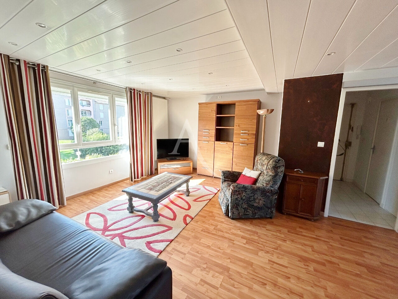 Photo Appartement 4 pièce(s) 97 m2 proche Odyssud image 2/6