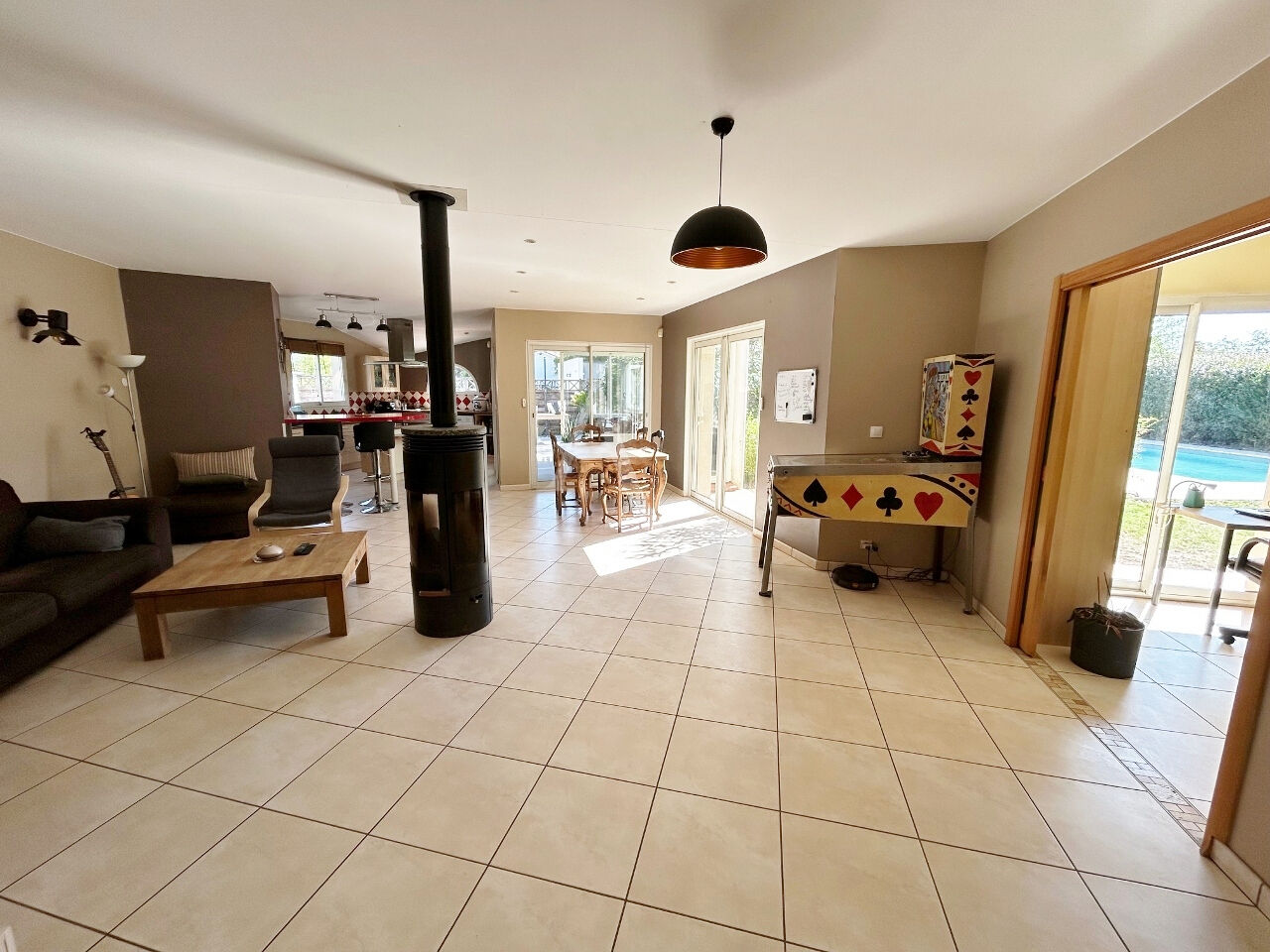 Photo Maison 5 pièce(s) 165 m2 sur 832 m²  dans une impasse image 2/6