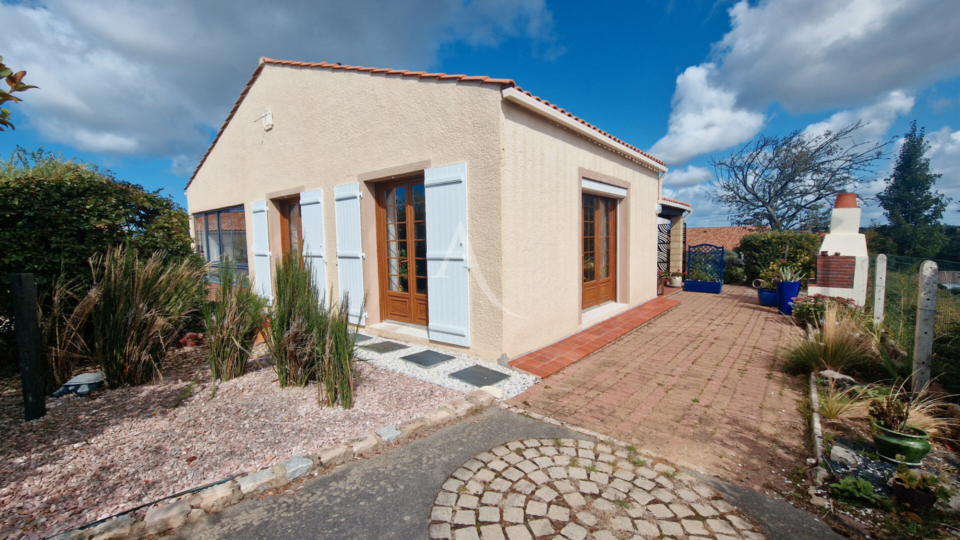 Maison avec grand garage Talmont Saint Hilaire