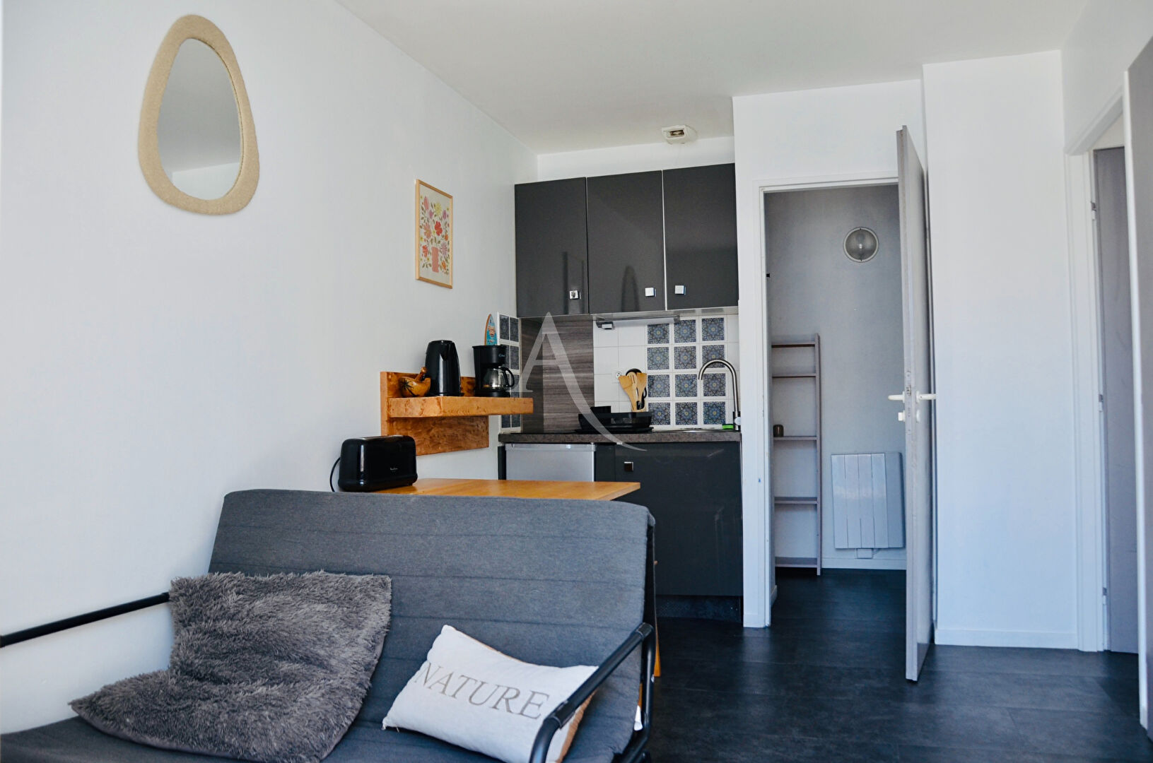 Appartement Longeville Sur Mer  3 pièce(s)