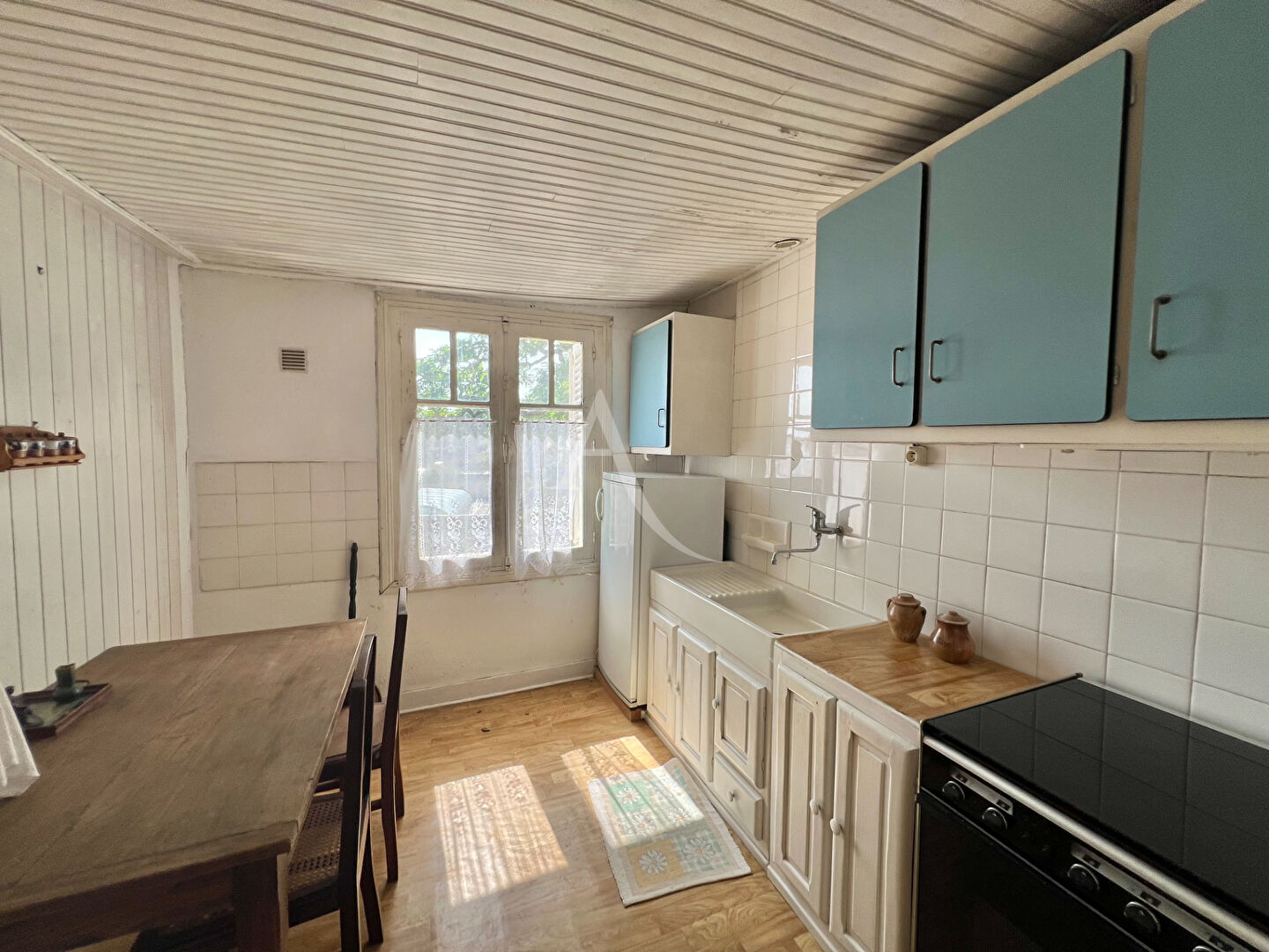 Photo Maison en pierre avec grand potentiel Centre de Grosbreuil image 6/6