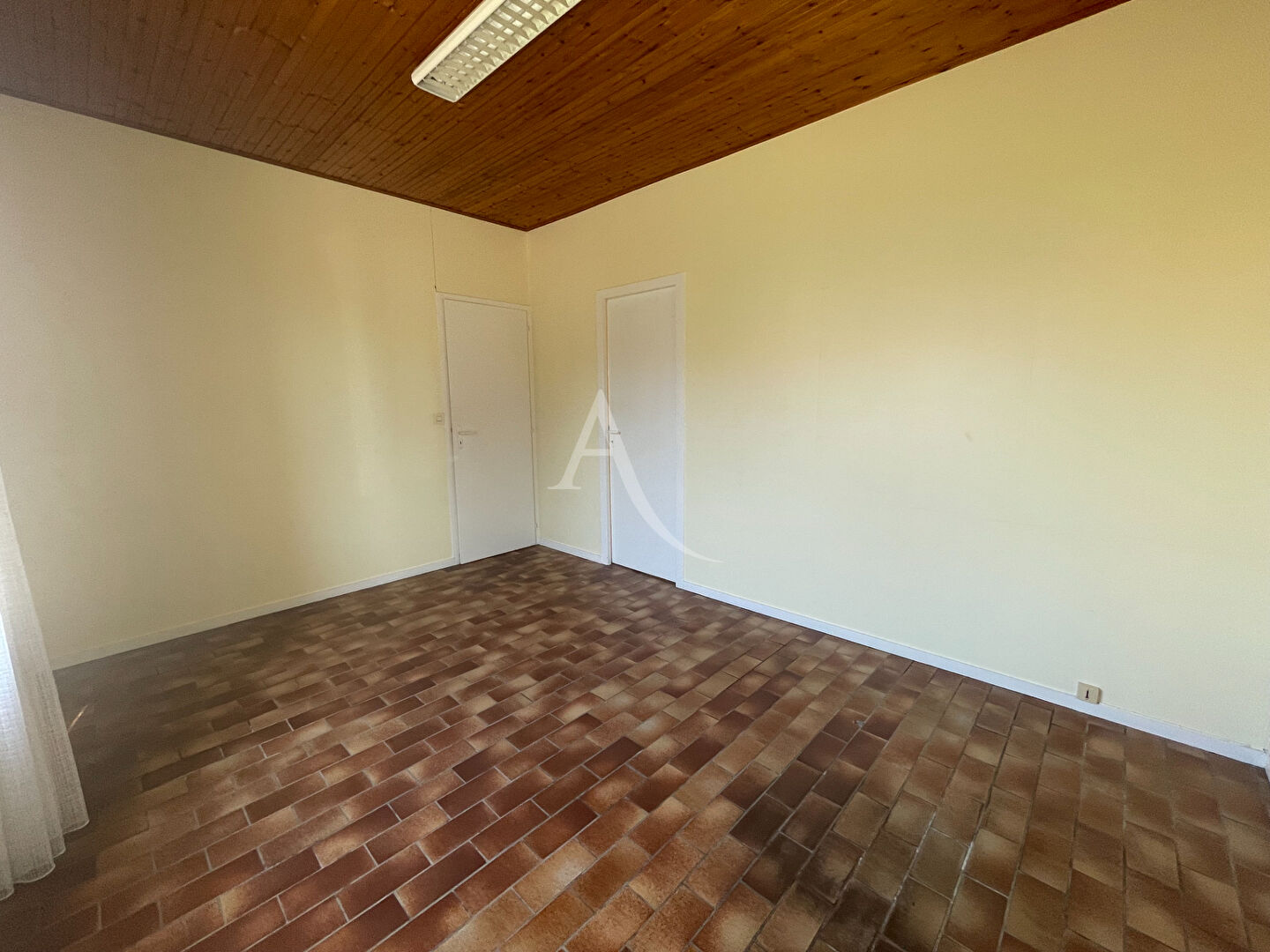 Photo Local commercial Longeville Sur Mer 74 m2 image 4/5