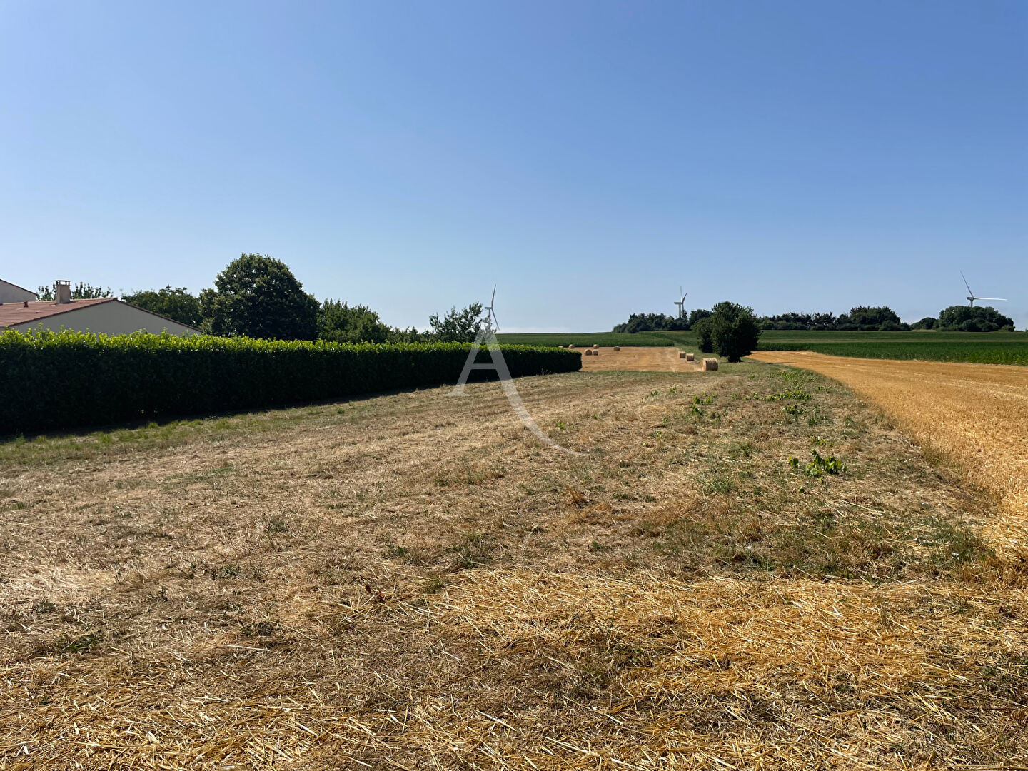 Terrain Le Bernard 1810 m2