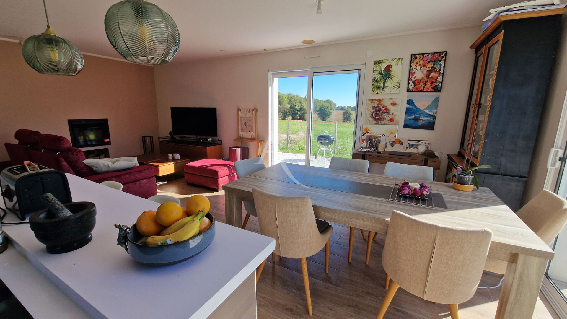 Photo Maison récente proche bourg image 2/6