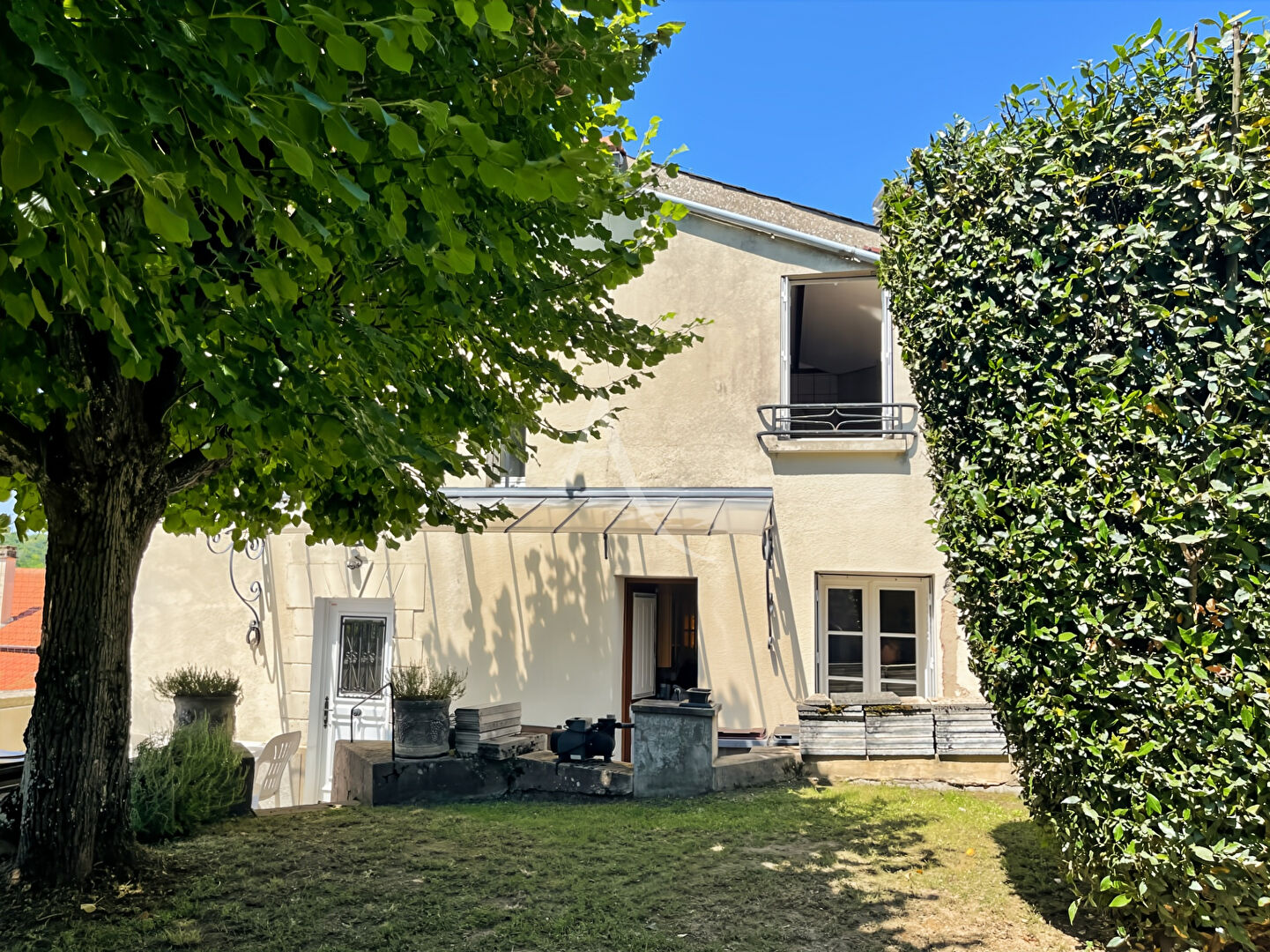 Agence immobilière de L'Adresse  MASSY OPERA - AGENCE DE LA MAIRIE