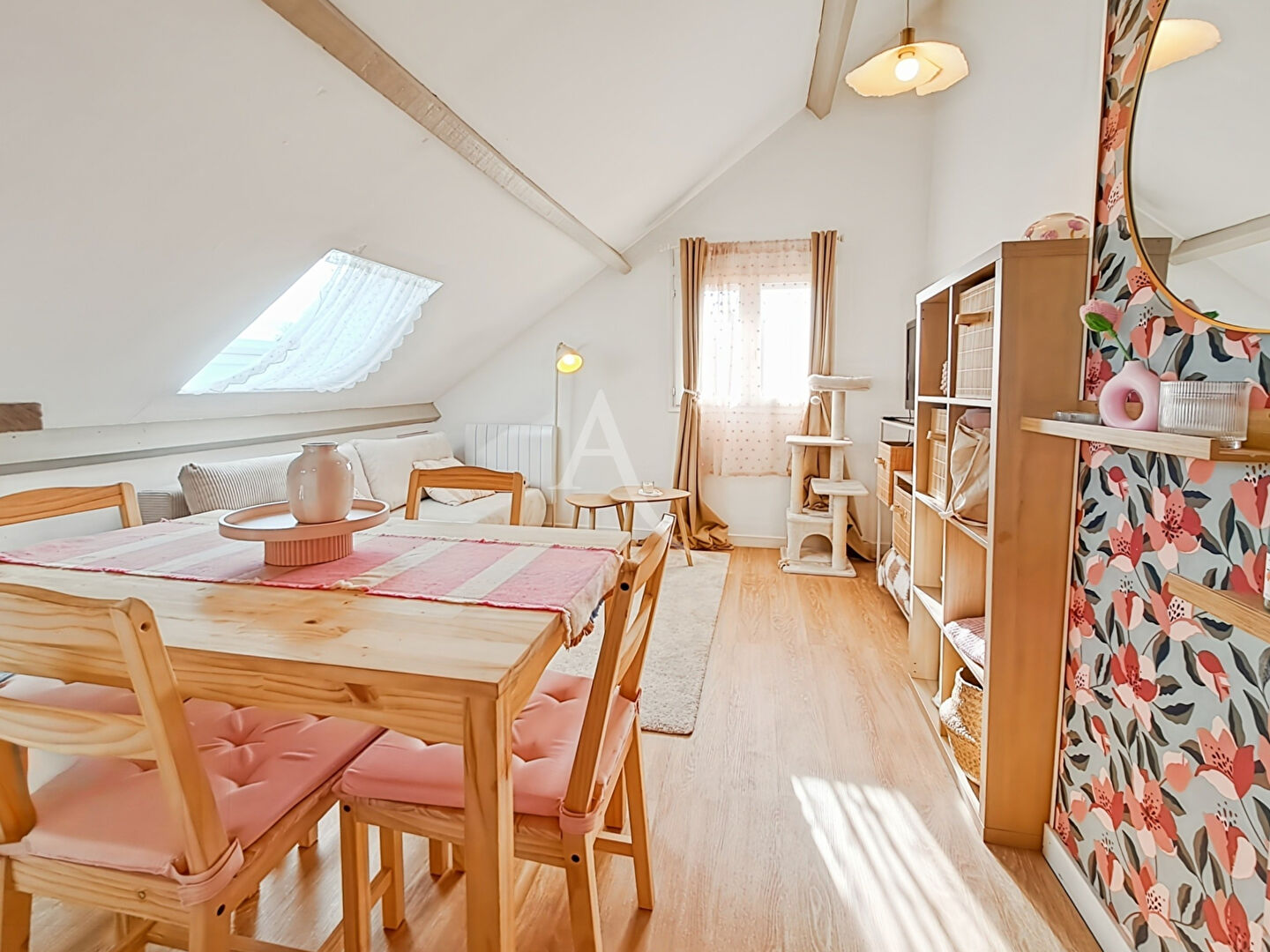 Agence immobilière de 
 L'Adresse  MASSY OPERA - L'ADRESSE ARPAJON 
