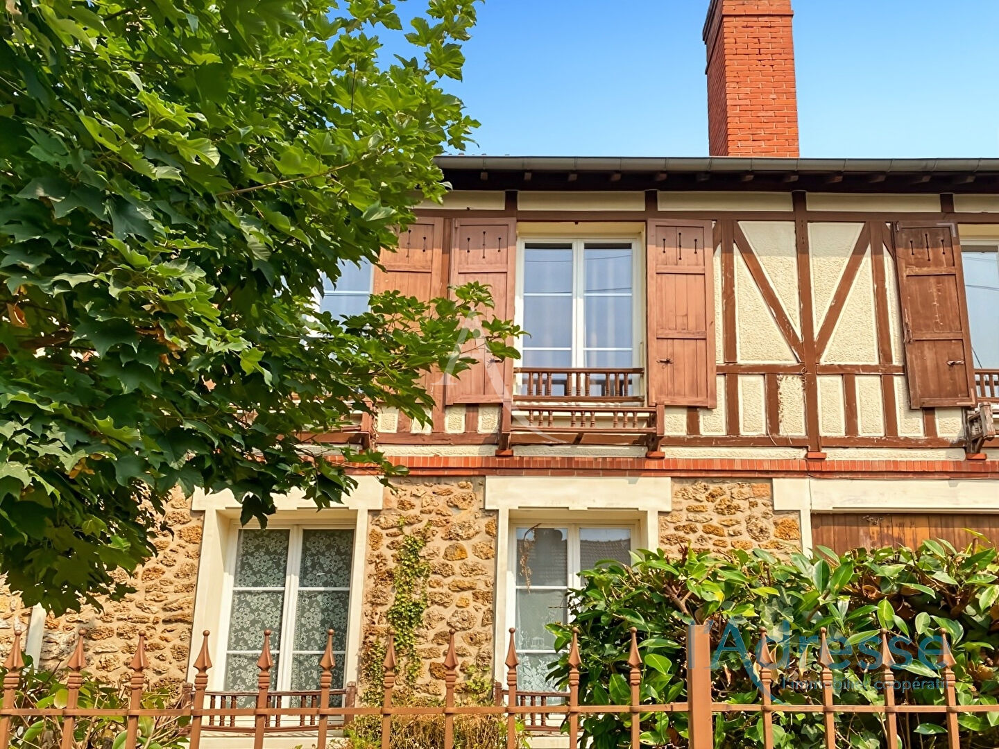 Agence immobilière de 
 L'Adresse  MASSY OPERA - L'ADRESSE ARPAJON 
