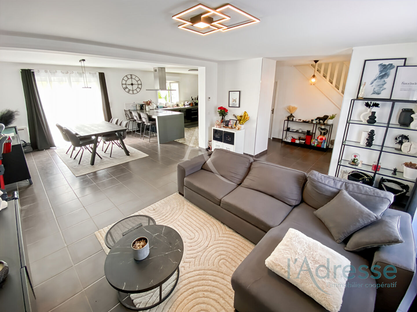 Agence immobilière de 
 L'Adresse  MASSY OPERA - L'ADRESSE ARPAJON 
