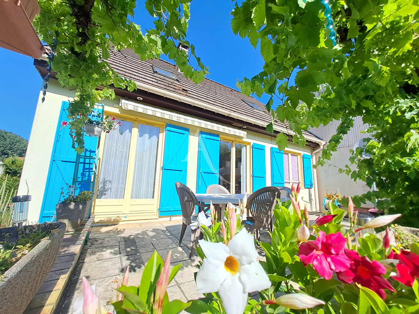 Agence immobilière de L'Adresse  MASSY OPERA - AGENCE DE LA MAIRIE