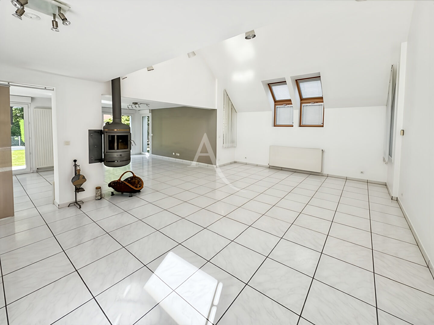 Photo Maison d'Exception en Centre-Ville d'Arpajon  ! image 4/6