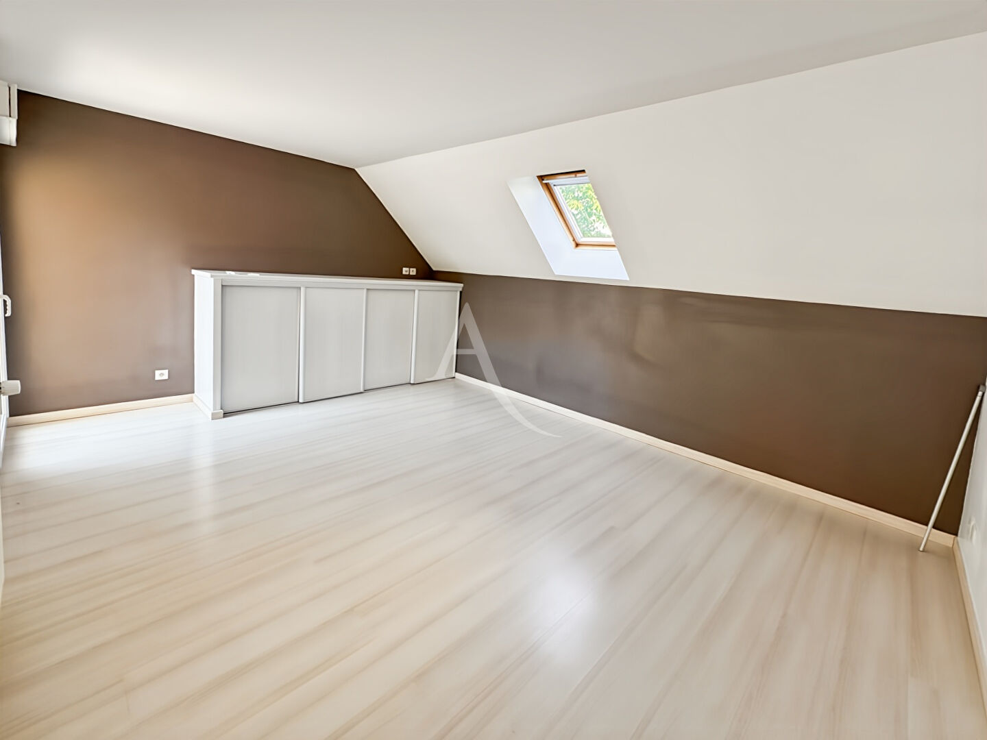 Photo Maison d'Exception en Centre-Ville d'Arpajon  ! image 6/6