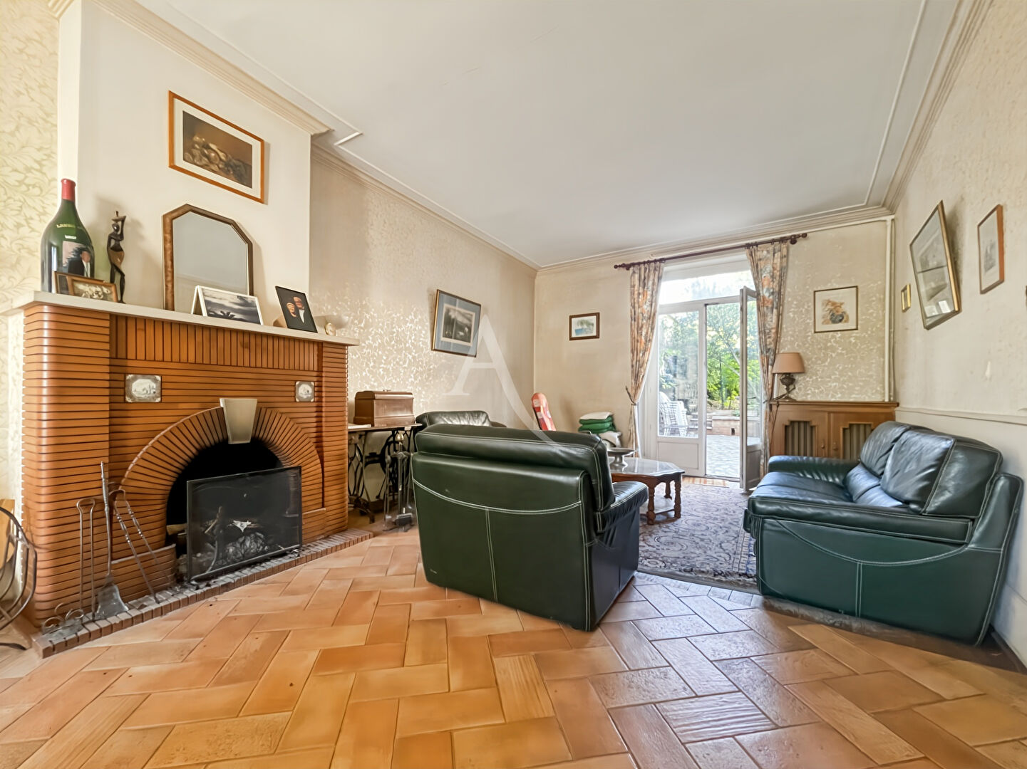 Photo MAISON DE VILLE EN CENTRE-VILLE HISTORIQUE image 3/6