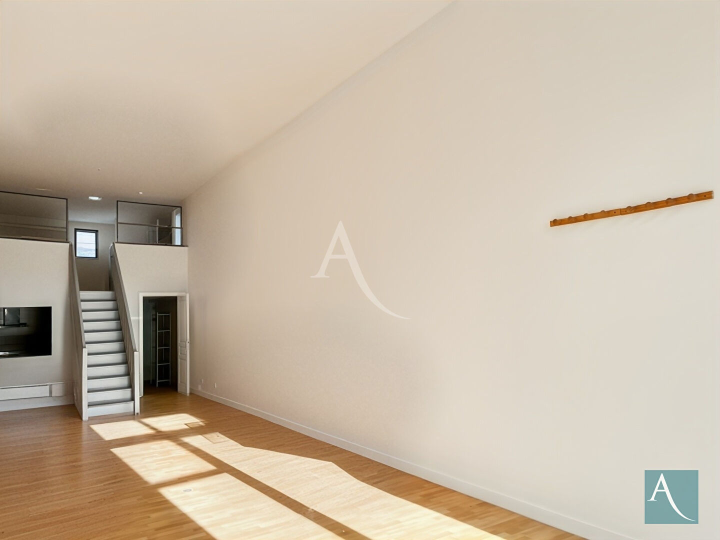 Photo IMMEUBLE DE RAPPORT  QUARTIER SAINT-MARTIN  ÉTAMPES image 3/6