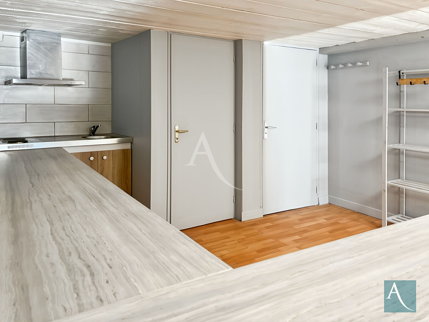 Photo IMMEUBLE DE RAPPORT  QUARTIER SAINT-MARTIN  ÉTAMPES image 5/6