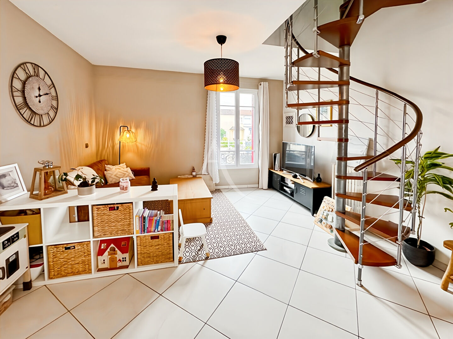 Agence immobilière de 
 L'Adresse  MASSY OPERA - L'ADRESSE ARPAJON 
