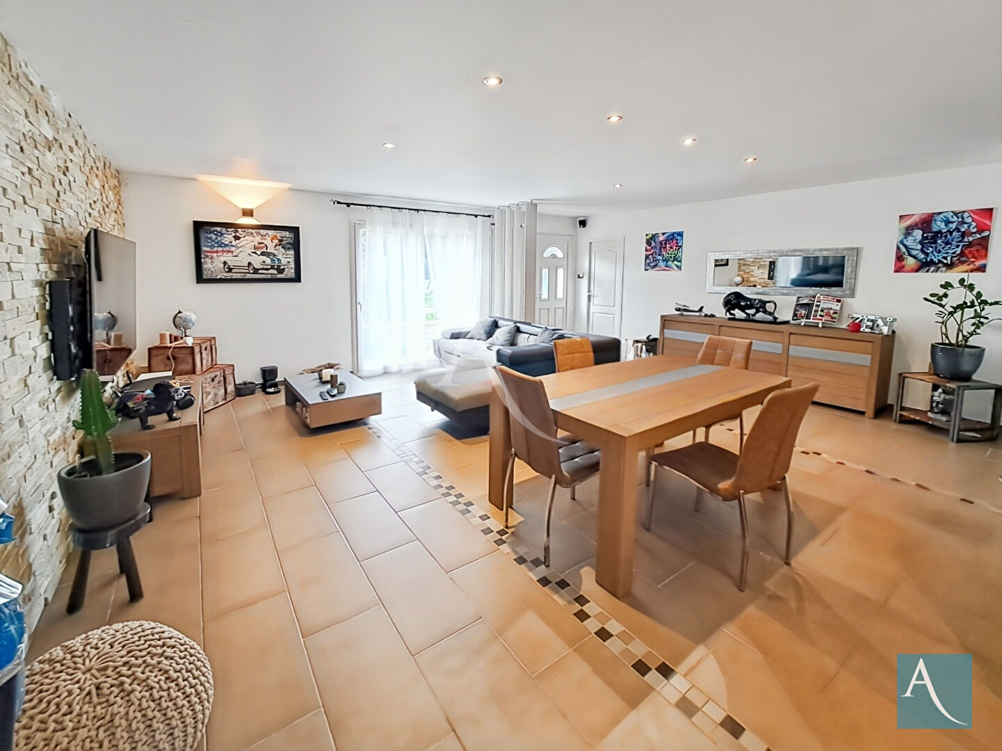 Agence immobilière de 
 L'Adresse  MASSY OPERA - L'ADRESSE ARPAJON 

