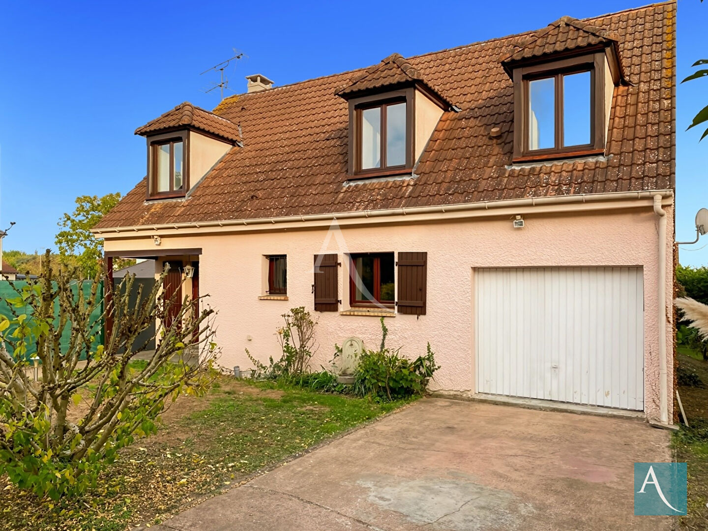 Agence immobilière de 
 L'Adresse  MASSY OPERA - L'ADRESSE ARPAJON 
