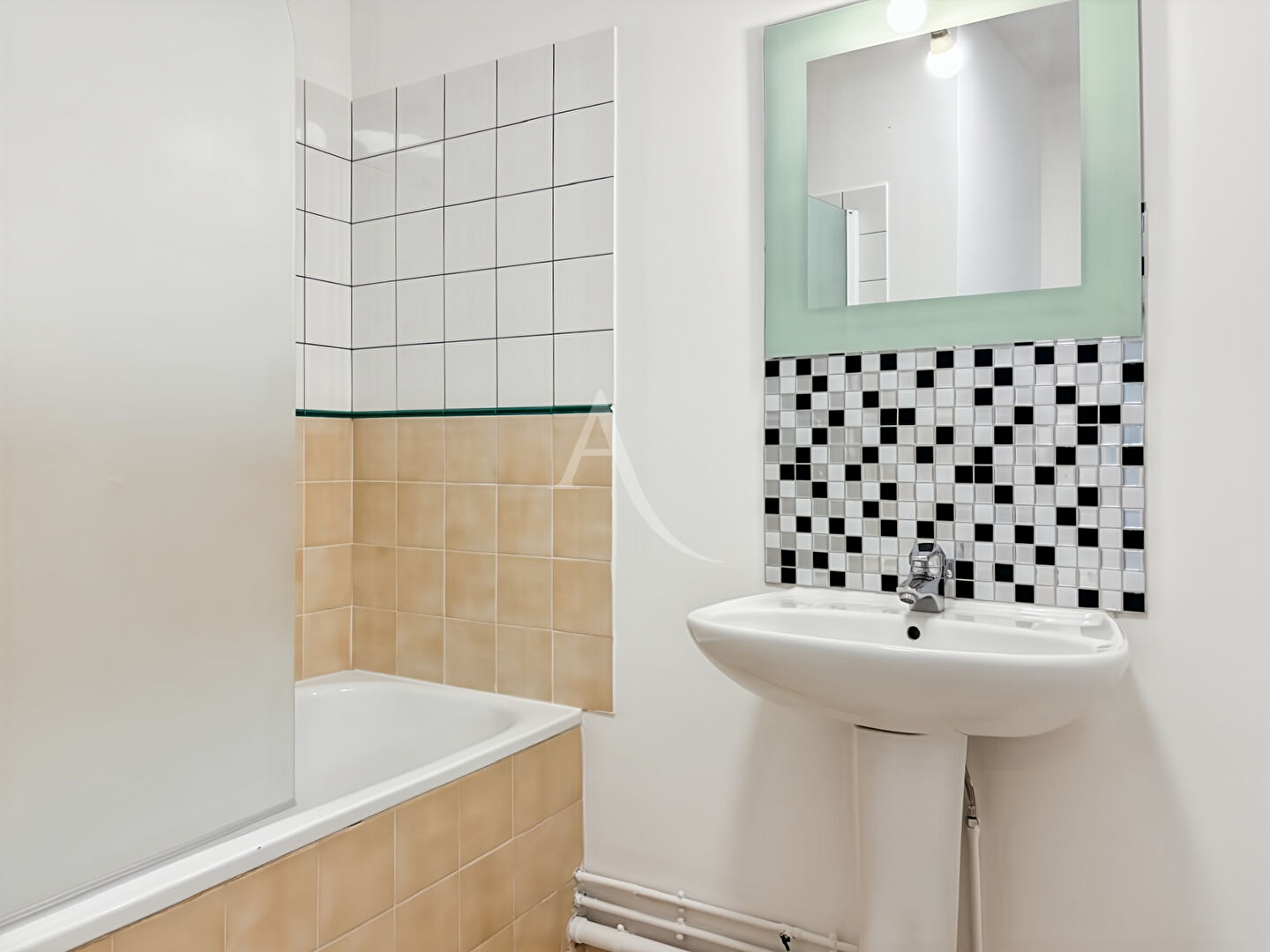 Photo Charmant appartement 2 pièces 49.3m²  au coeur de Montlhéry image 3/6