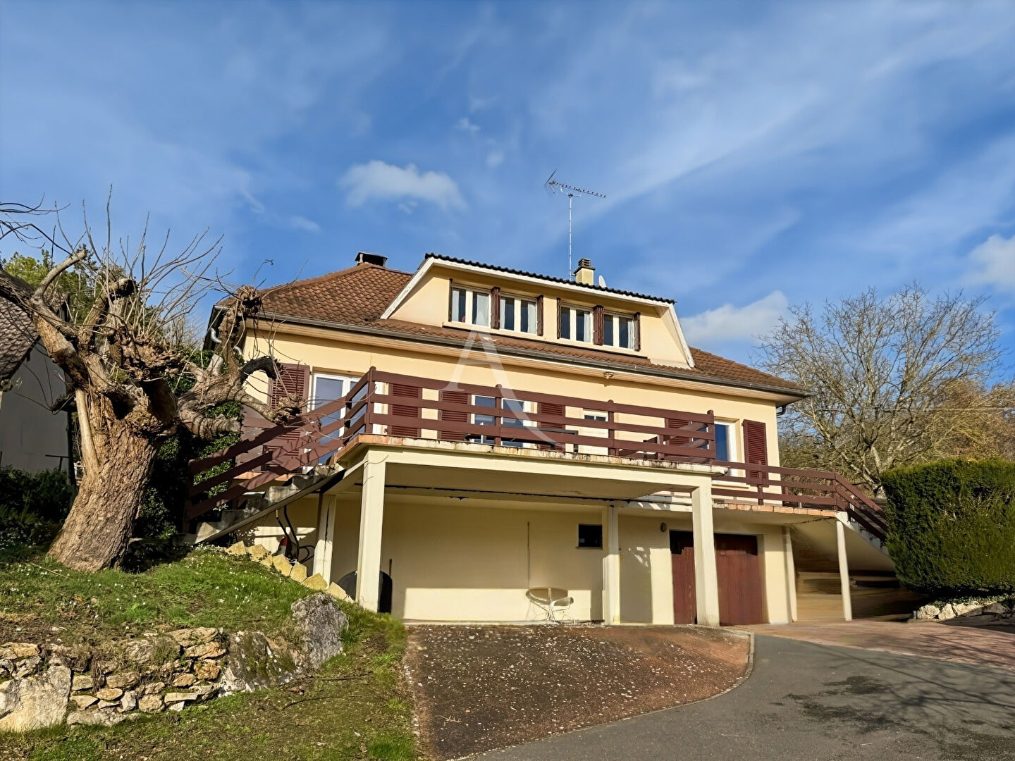 Agence immobilière de L'Adresse  MASSY OPERA - AGENCE DE LA MAIRIE