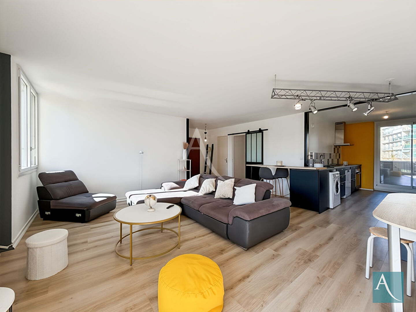 Agence immobilière de 
 L'Adresse  MASSY OPERA - L'ADRESSE ARPAJON 
