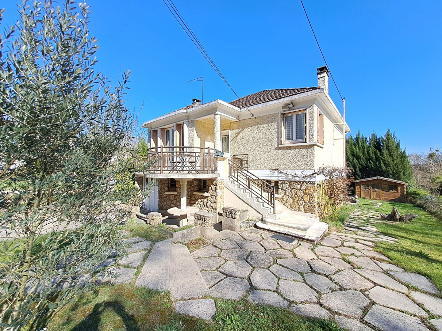 Agence immobilière de 
 L'Adresse  MASSY OPERA - L'ADRESSE ARPAJON 
