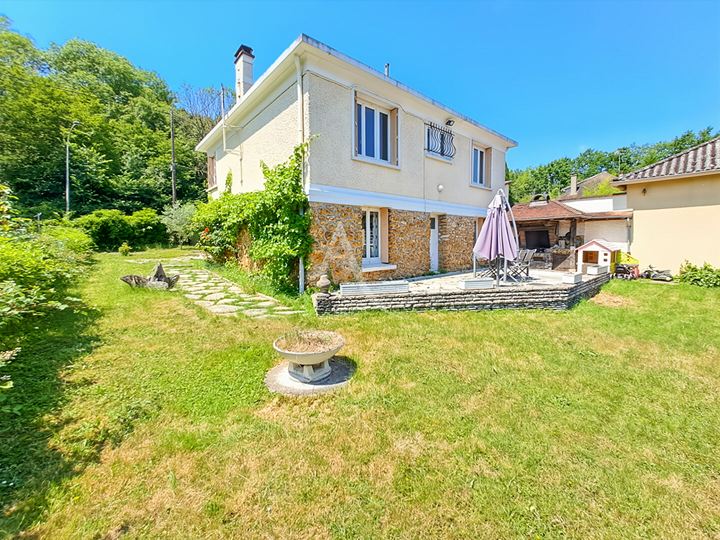 Agence immobilière de 
 L'Adresse  MASSY OPERA - L'ADRESSE ARPAJON 
