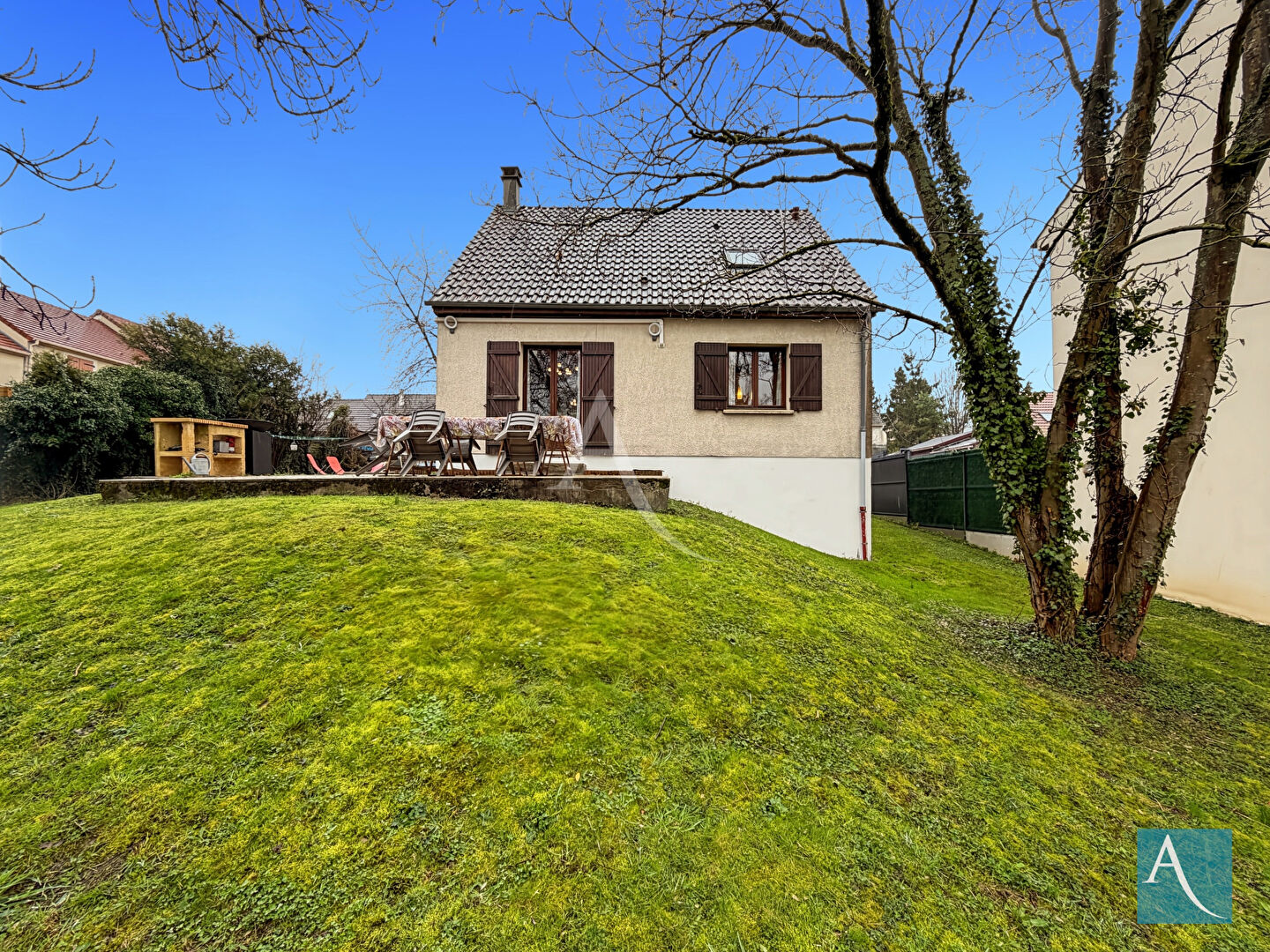 Agence immobilière de 
 L'Adresse  MASSY OPERA - L'ADRESSE ARPAJON 
