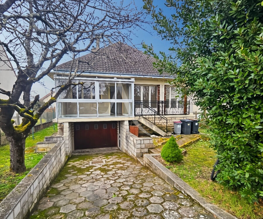 Agence immobilière de L'Adresse  MASSY OPERA - AGENCE CENTRE VILLE