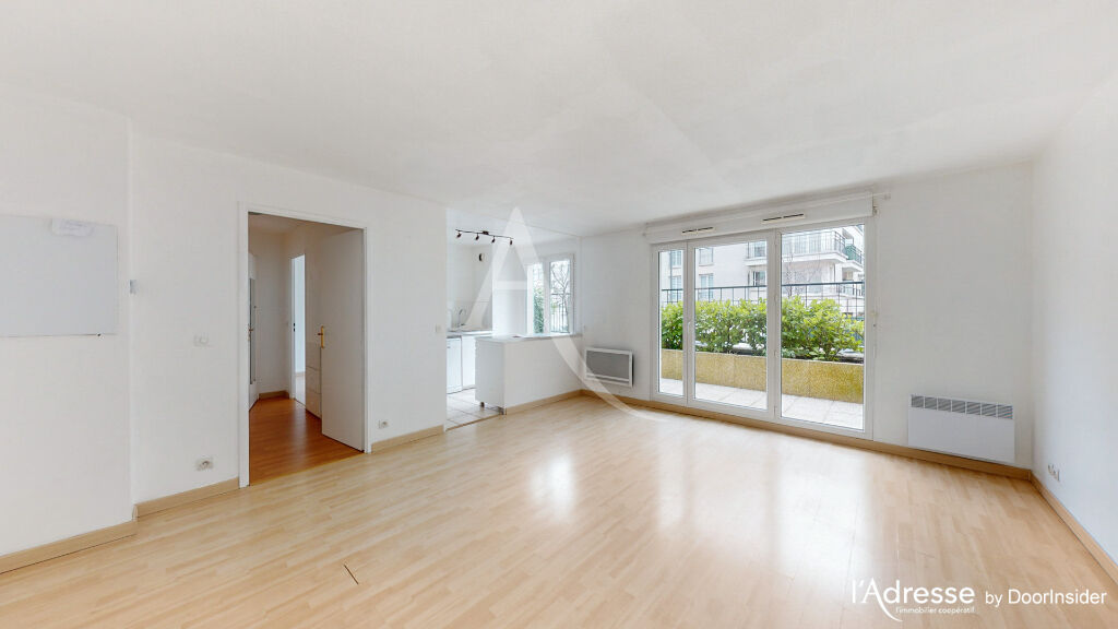 Photo Appartement MASSY 2 pièces 45.72 m² image 1/6