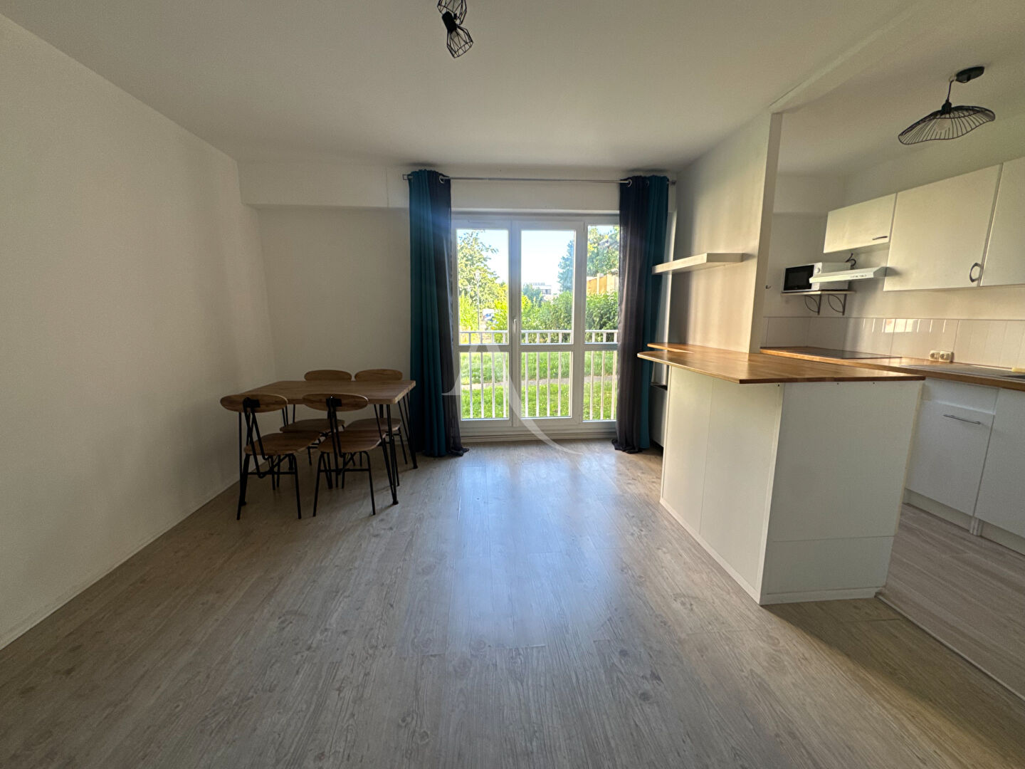 Agence immobilière de L'Adresse  MASSY OPERA - L'ADRESSE PALAISEAU