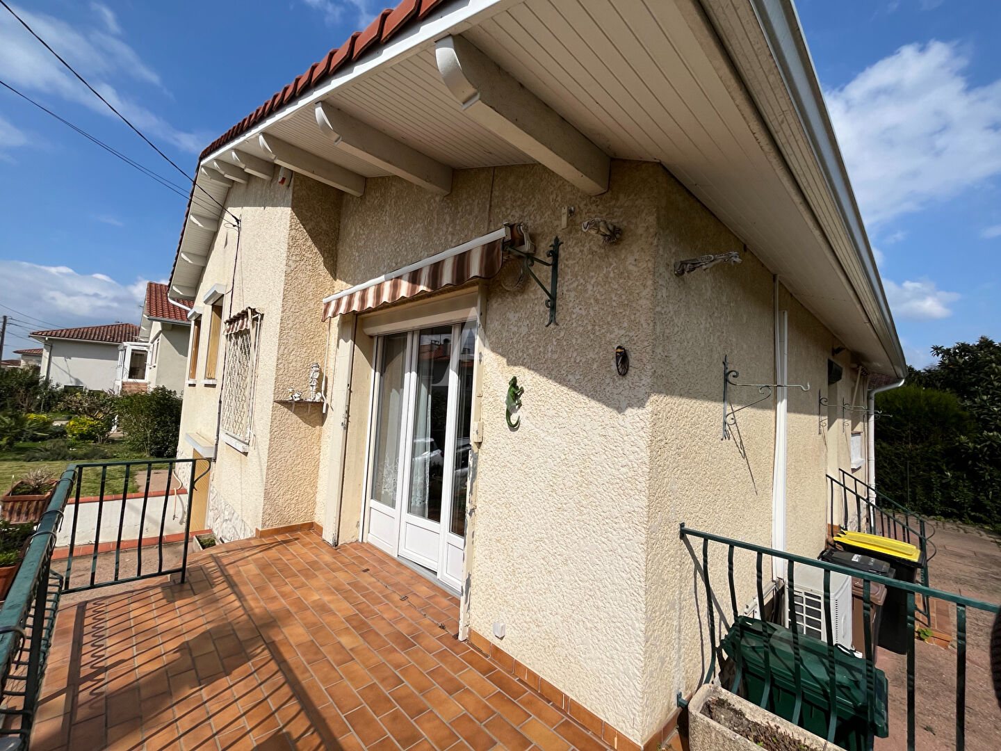 Photo Maison 4 chambres sur Le Passage, quartier calme. image 2/5