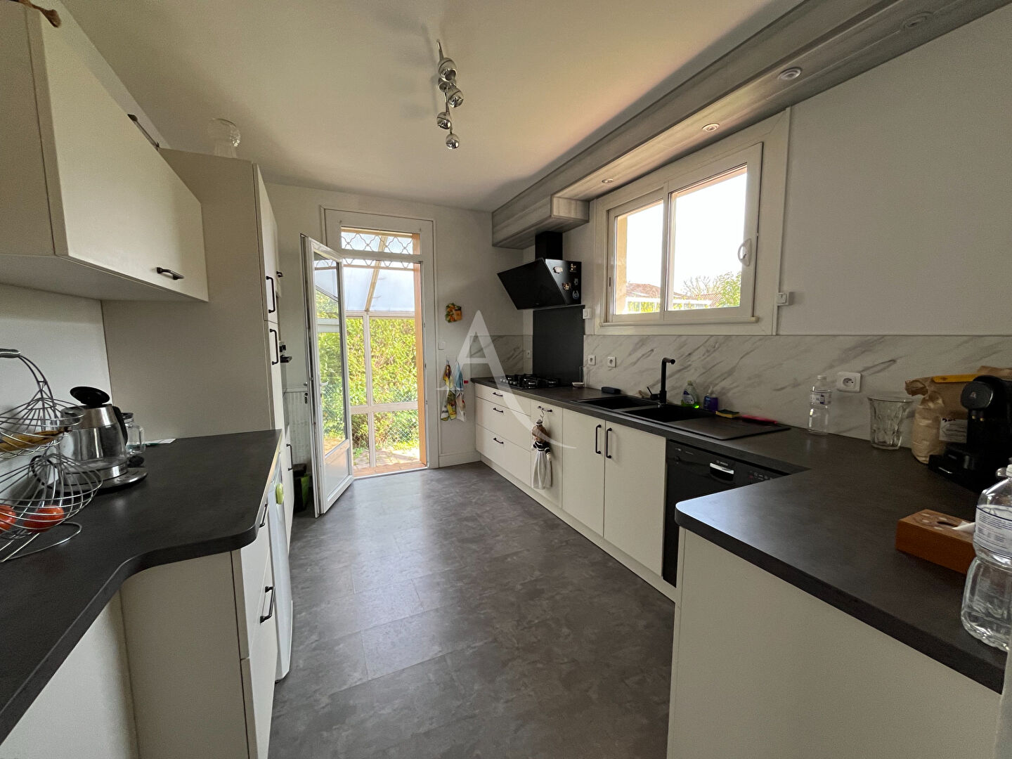 Photo Maison 4 chambres sur Le Passage, quartier calme. image 4/5