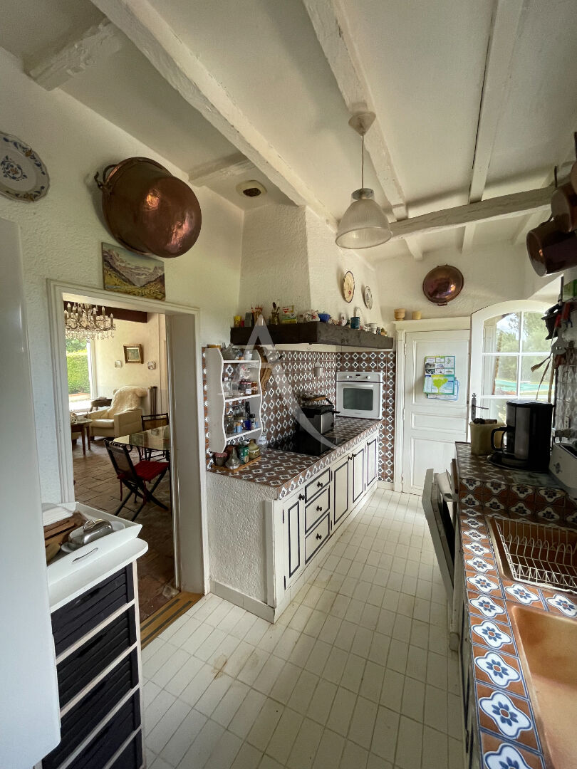 Photo Sublime propriété au calme à 10 min d'Agen, piscine, court de tennis et dépendances image 5/6