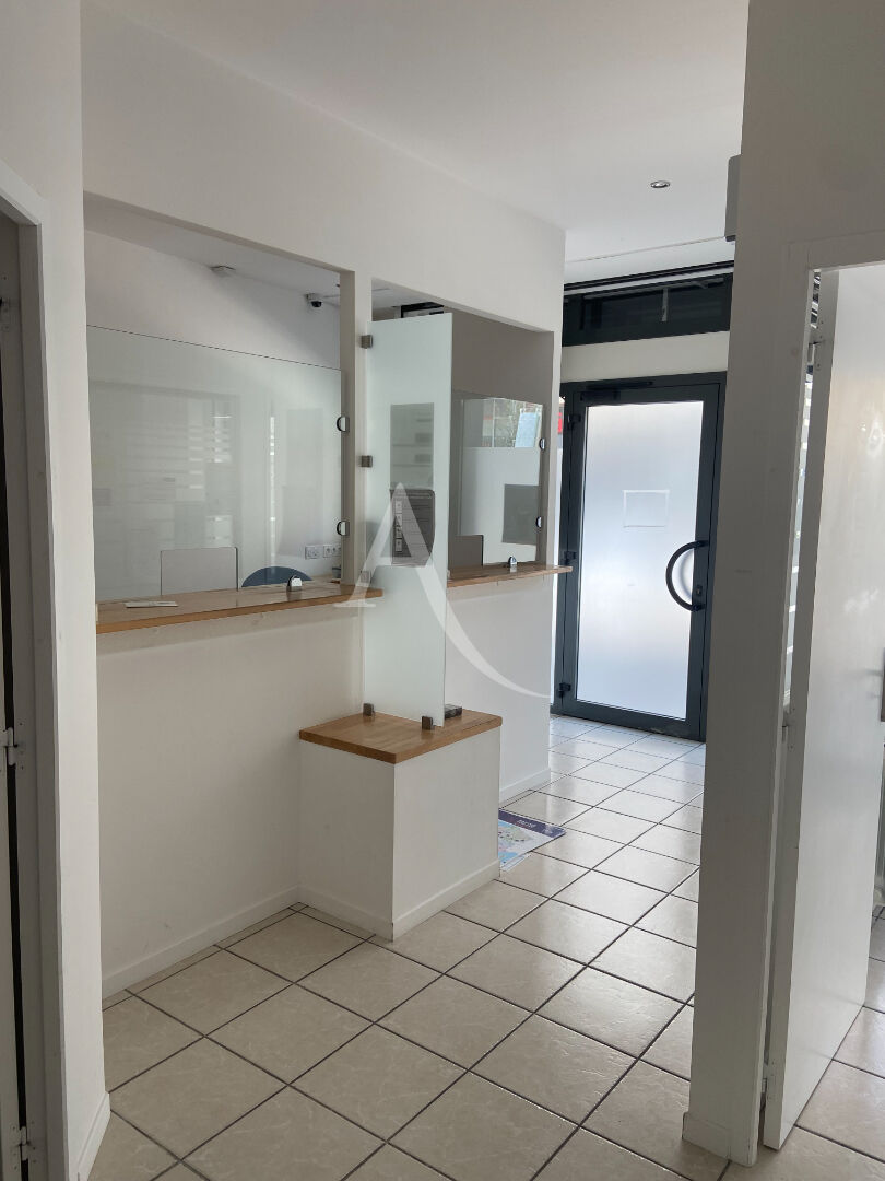 Photo Local commercial ou Bureaux Agen 130 m2 image 5/6