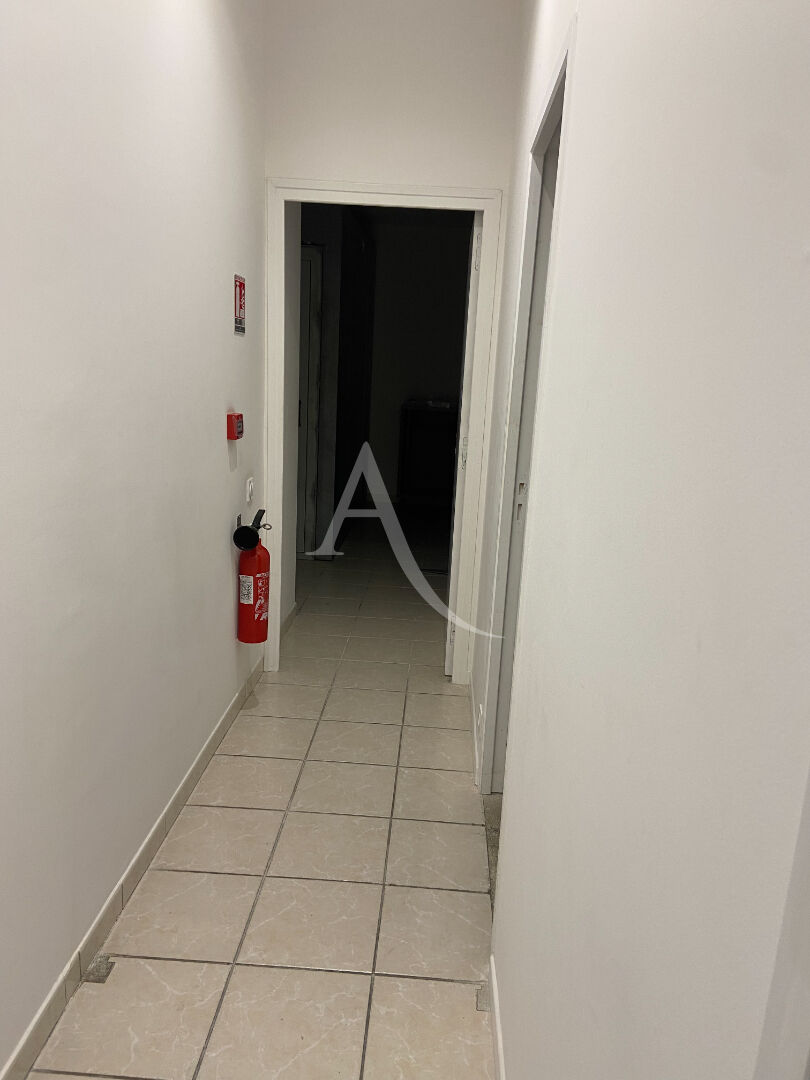 Photo Local commercial ou Bureaux Agen 130 m2 image 6/6